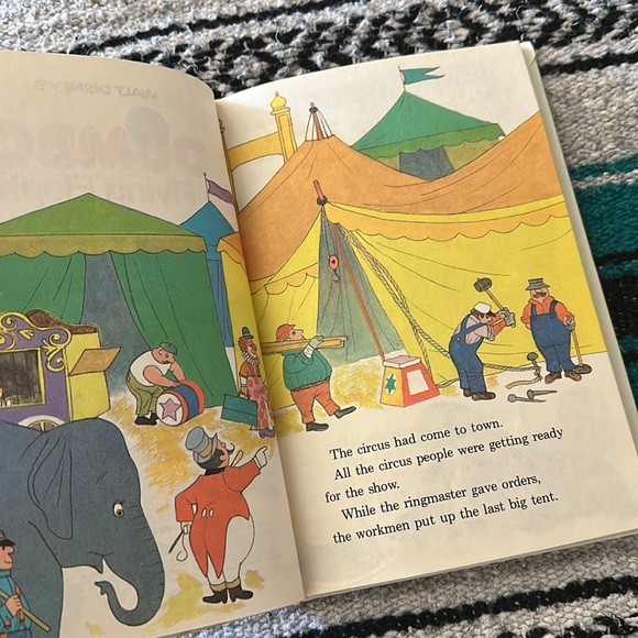 Walt Disney Productions *Vintage* Dumbo the Flying Elephant Hardback Book - Picture 6 of 7